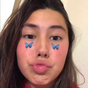 Meet your Posher, Mila